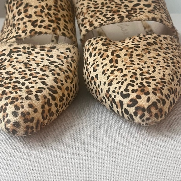 Matisse Berlin Leopard Print Mules Calf Hair Pointed Toe Size 7 - Picture 7 of 8